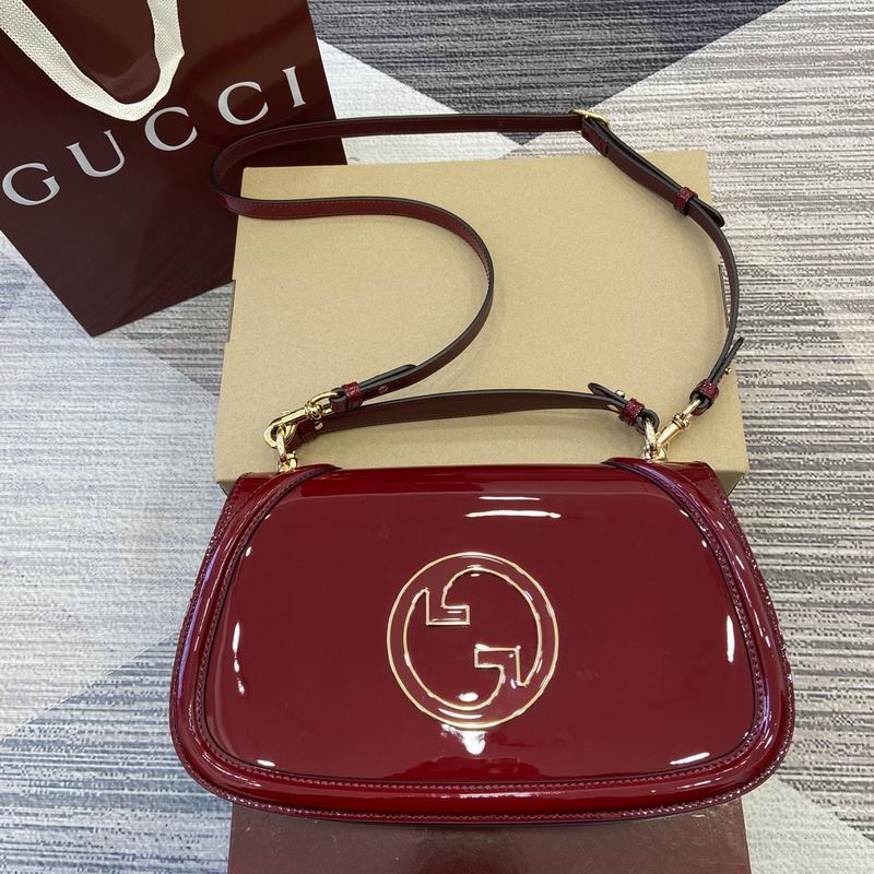 Gucci Blondie Shoulder Bag in Red