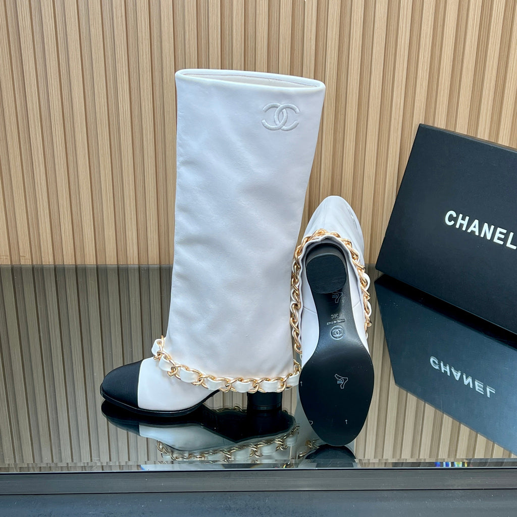 CHANEL 25S KNEE-HIGH HEELED BOOTS 65MM IN WHITE CALFSKIN GOLD HARDWRE
